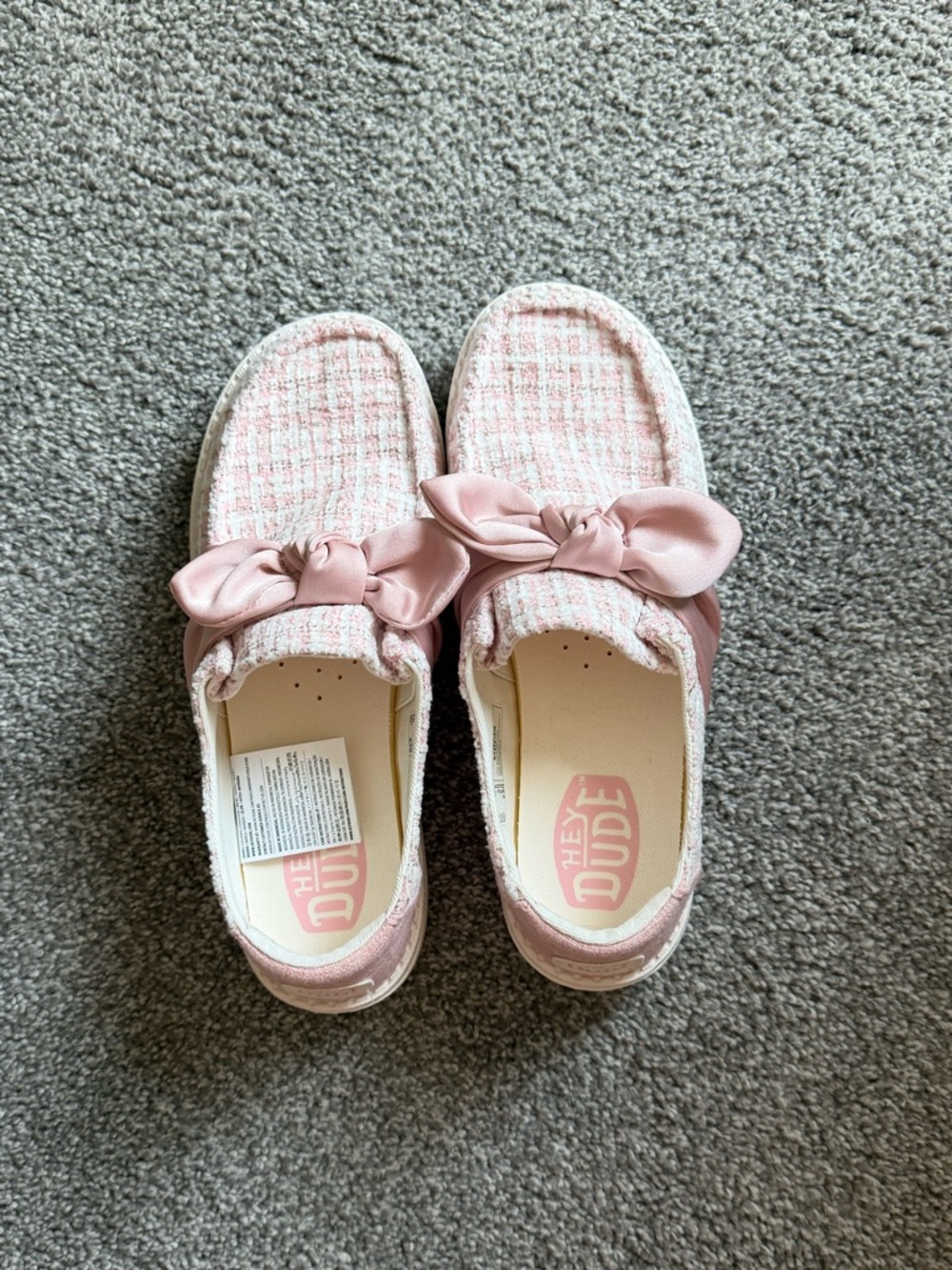 Hey Dude Wendy Bow Tweed slip on  shoes women’s size 7 pink